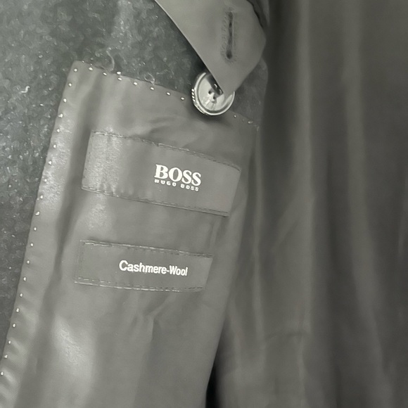 Hugo Boss Cashmere Over Coat - Picture 1 of 9